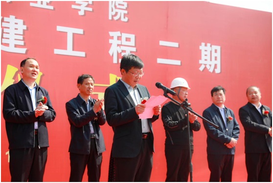 6a6ba3e19fc742688c79acaf9d655d4