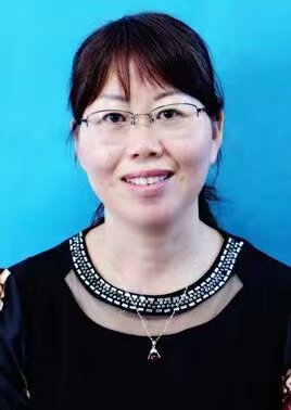 李霜.jpg